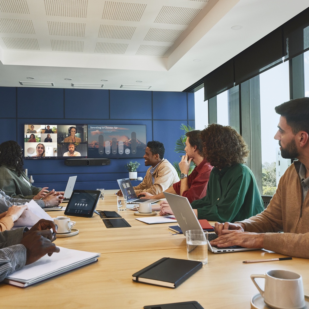 Poly Studio X72 All-In-One Video Bar CH